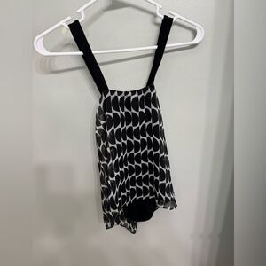 Women’s New York and Company Top - Size XS